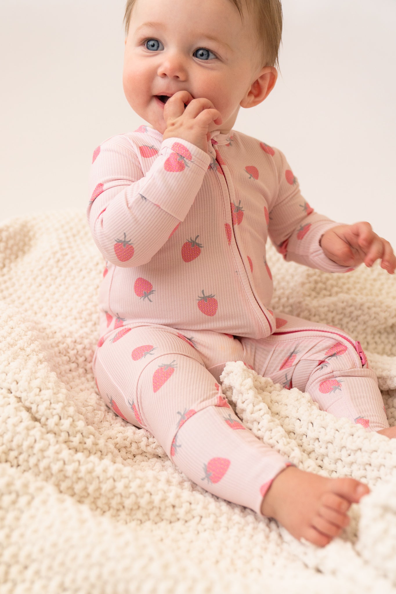 Bamboo Zip Romper | Berry Sweet